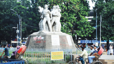 ঢাবি ক্যাম্পাসের নিরাপত্তায় টিএসসি ও ভিসি চত্বরে পুলিশ মোতায়েন